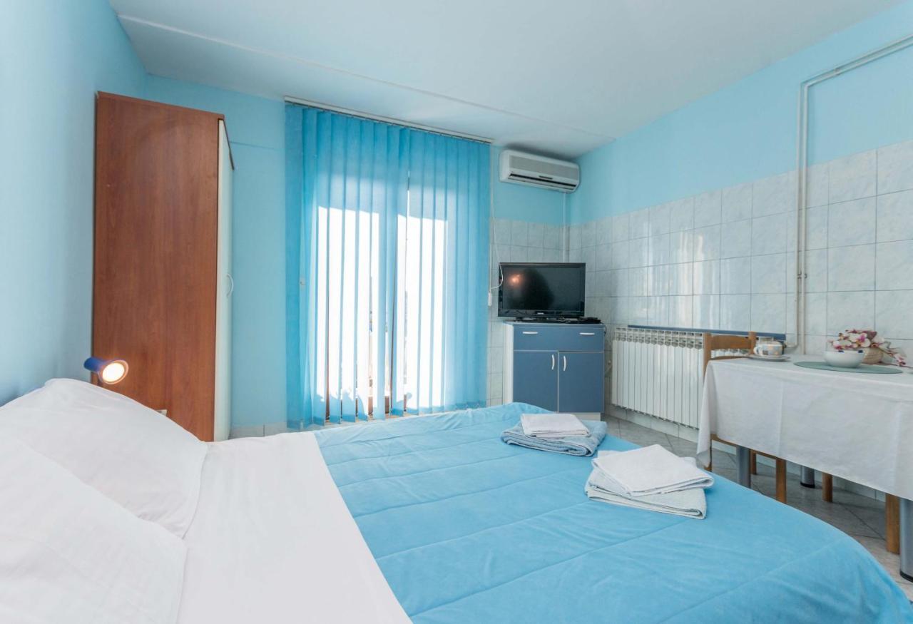 Ferienwohnung Savic Biograd Weißenburg Exterior foto