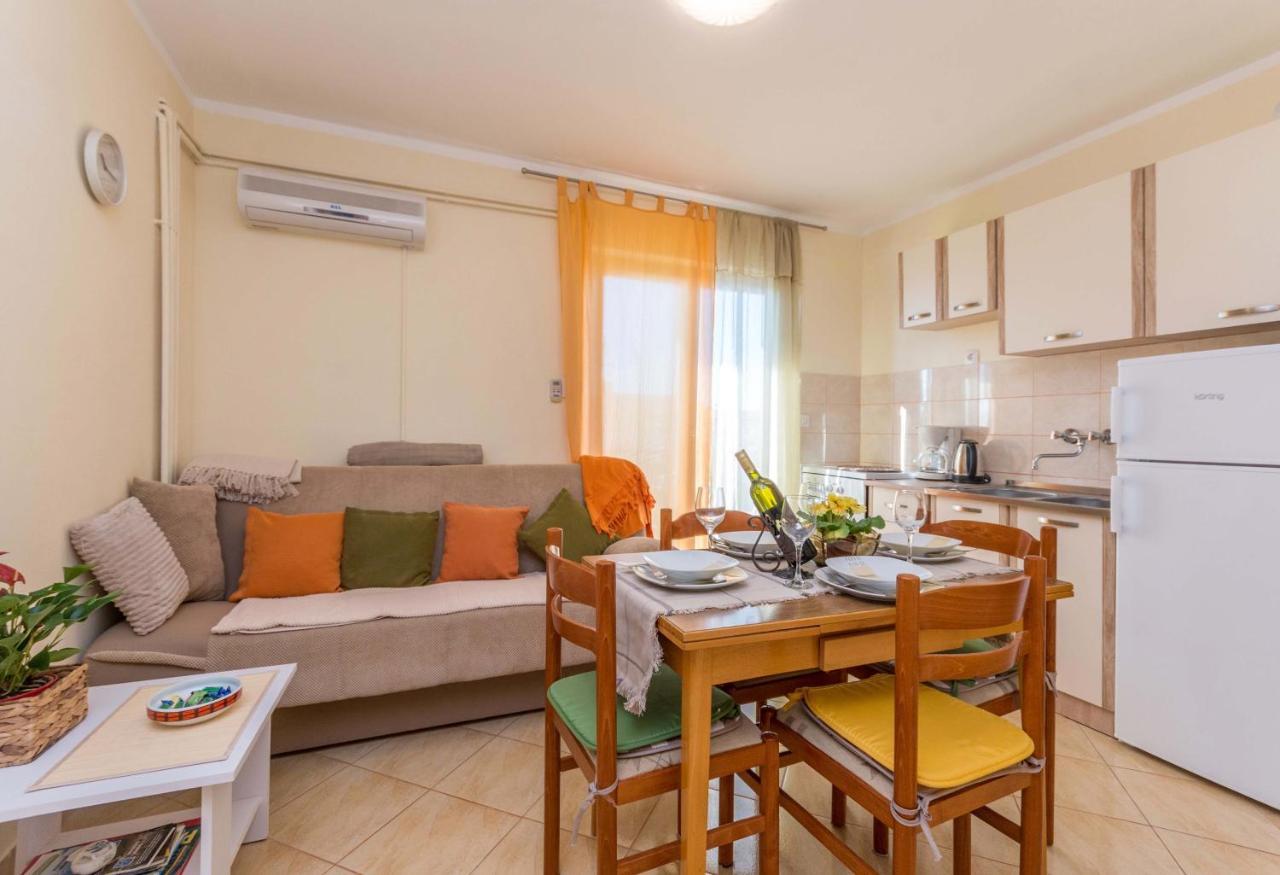 Ferienwohnung Savic Biograd Weißenburg Exterior foto